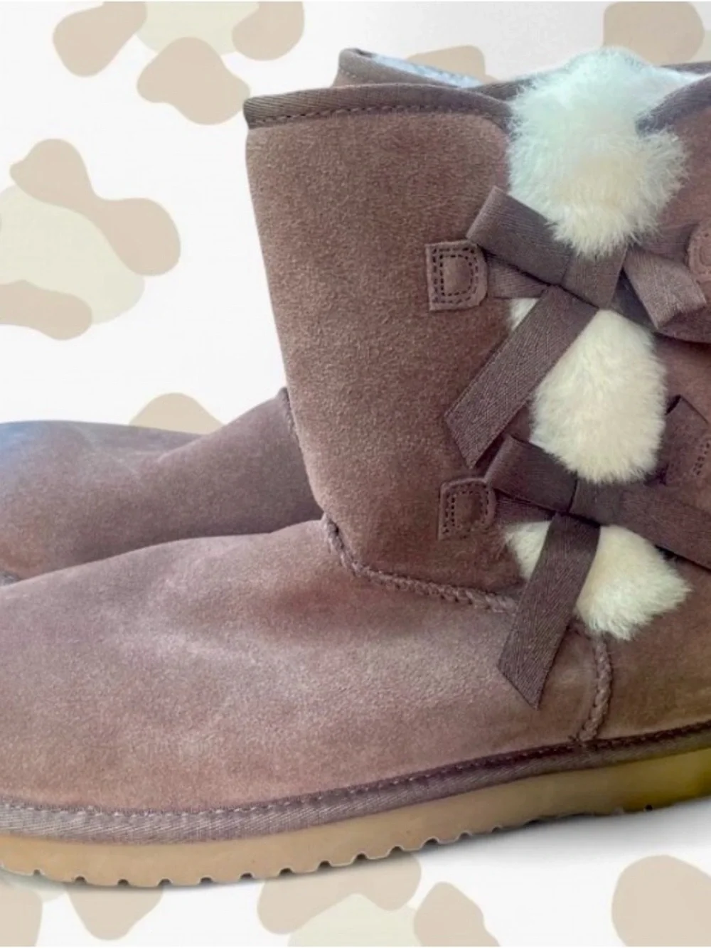 Koolaburra by UGG Victoria Short Suede Bow Boots – Women’s Size 9, Taupe